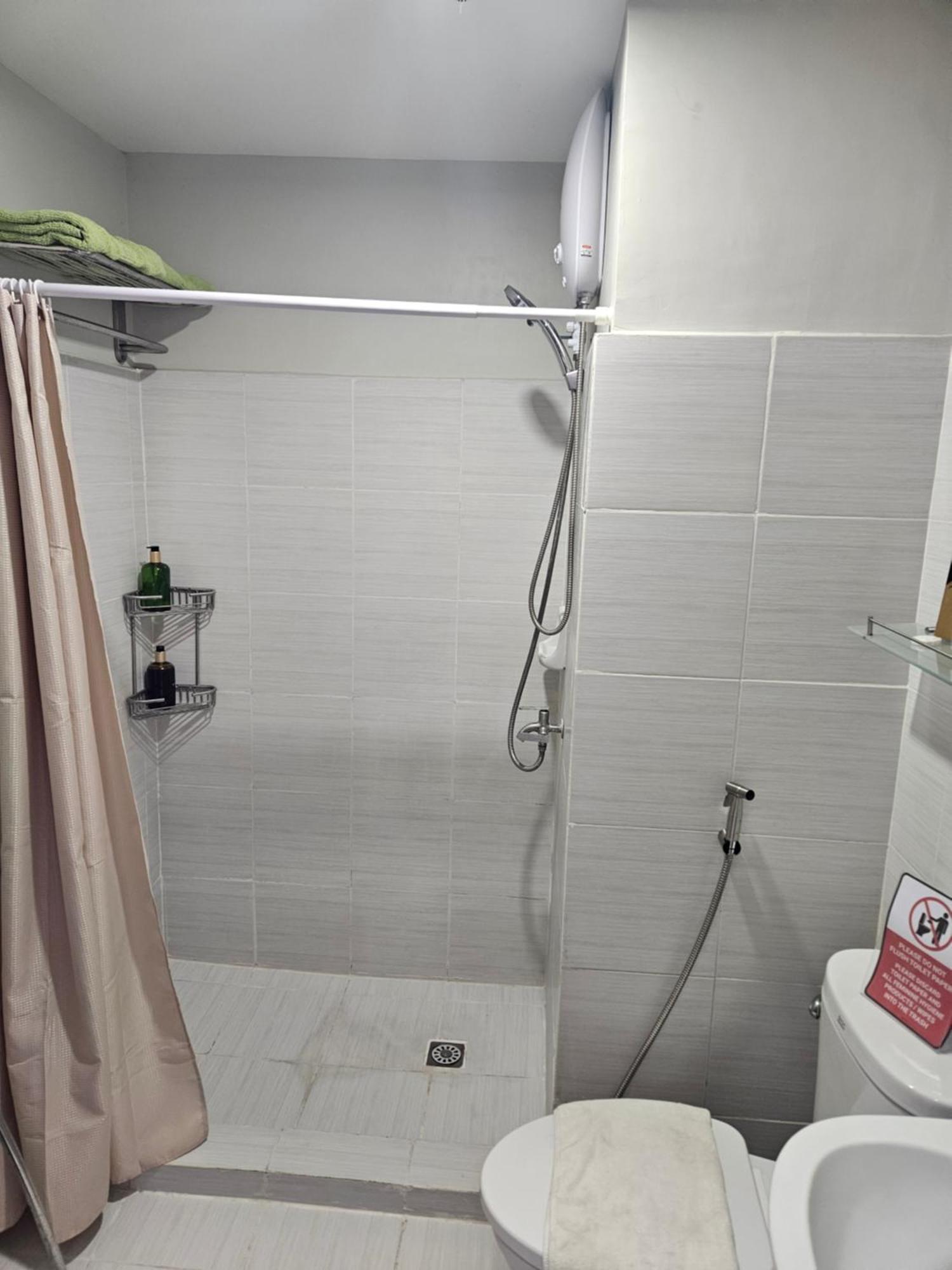 2-Bedroom Boutique City Condo - Newly Renovated! Cebu Dış mekan fotoğraf