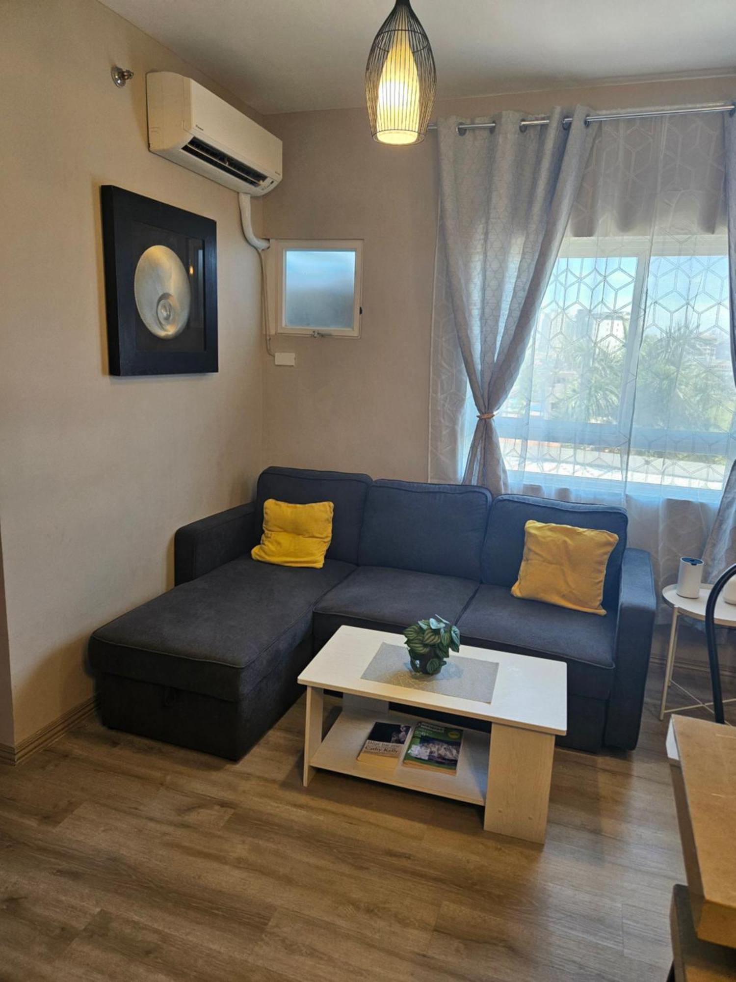 2-Bedroom Boutique City Condo - Newly Renovated! Cebu Dış mekan fotoğraf
